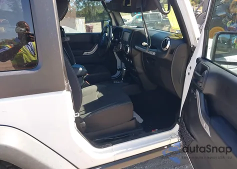 2015 Jeep Wrangler Rubicon из США, поврежденный, VIN 1C4BJWCG8FL751050